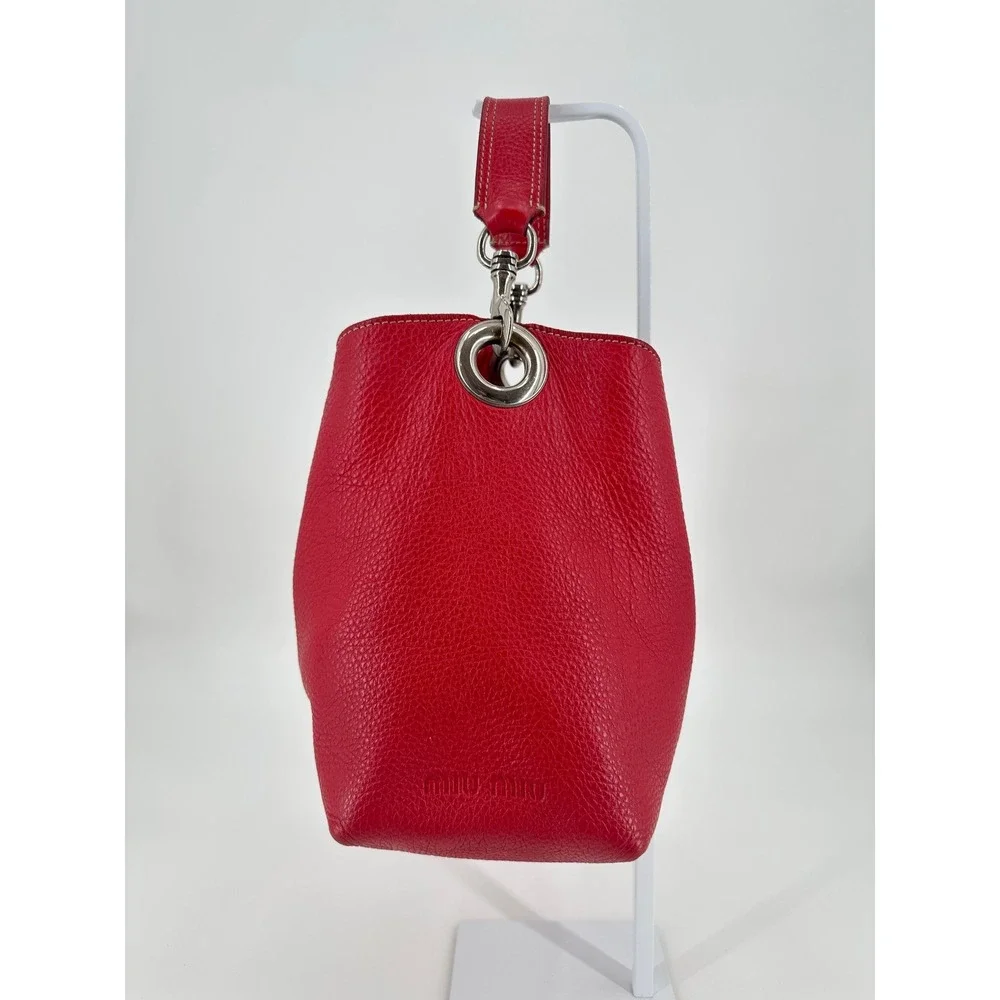 Miu Miu Red Pebbled Leather Slouchy Vintage Hobo Bag Silver Hardware Italy